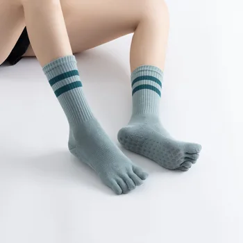 Осенние новые пятипалые носки для йоги, женские высококачественные толстые теплые нескользящие носки-трубки, простые полосатые модели носков для йоги